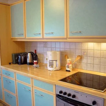 Prázdninový dům In With Swimming Pool Zislow