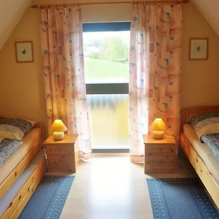 Prázdninový dům In With Swimming Pool Zislow